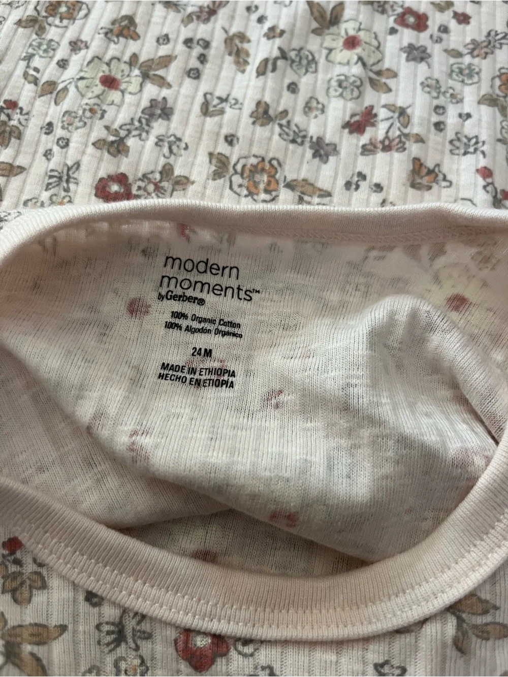 Long-Sleeve Floral Baby Bodysuit in Light Cream